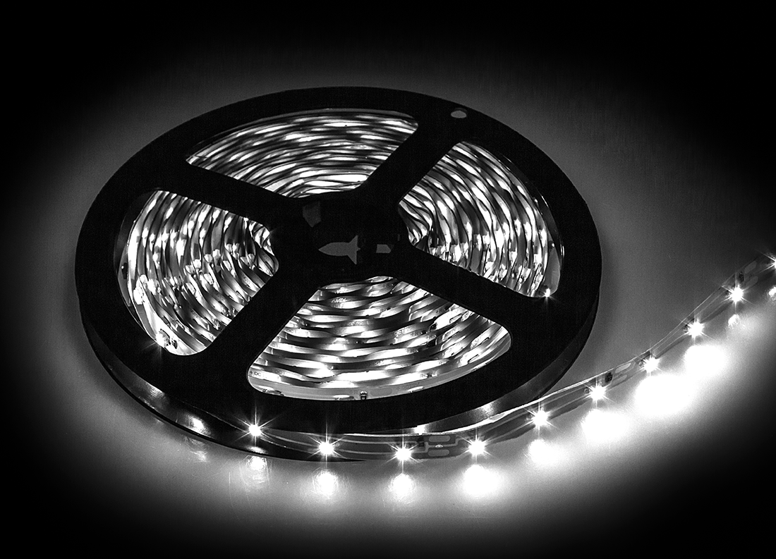 Лента светодиодная LS 50CW-60/65 60LED 14.4Вт/м 12В IP65 холодный белый 6000K IN HOME арт. 4690612022758 - 4690612022758